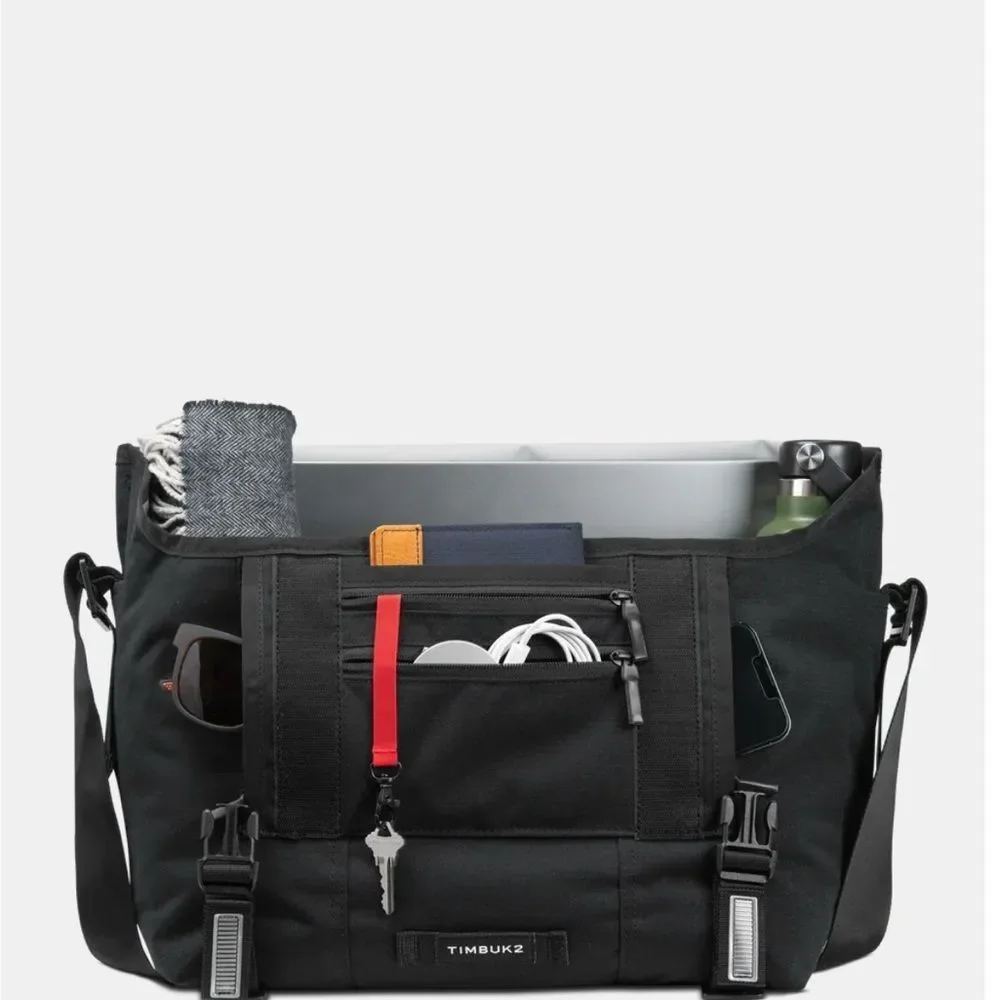 Timbuk2 Flight Classic Black Messenger Bag